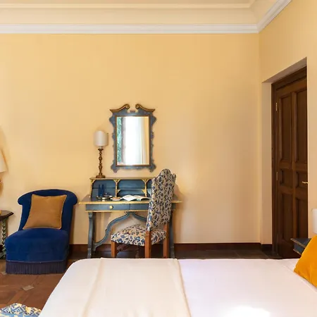 La Collegiata - Adults Only