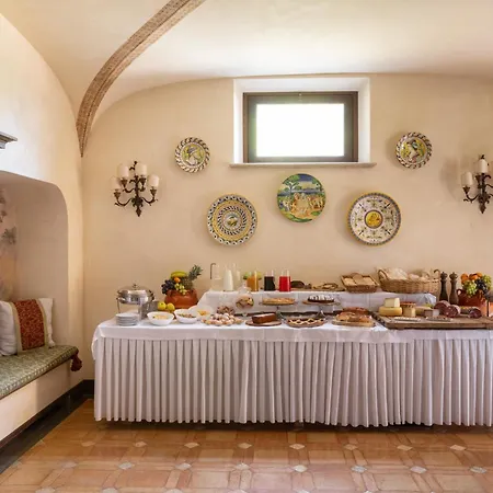 La Collegiata - Adults Only فندق