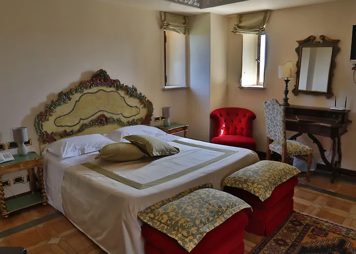 La Collegiata - Adults Only